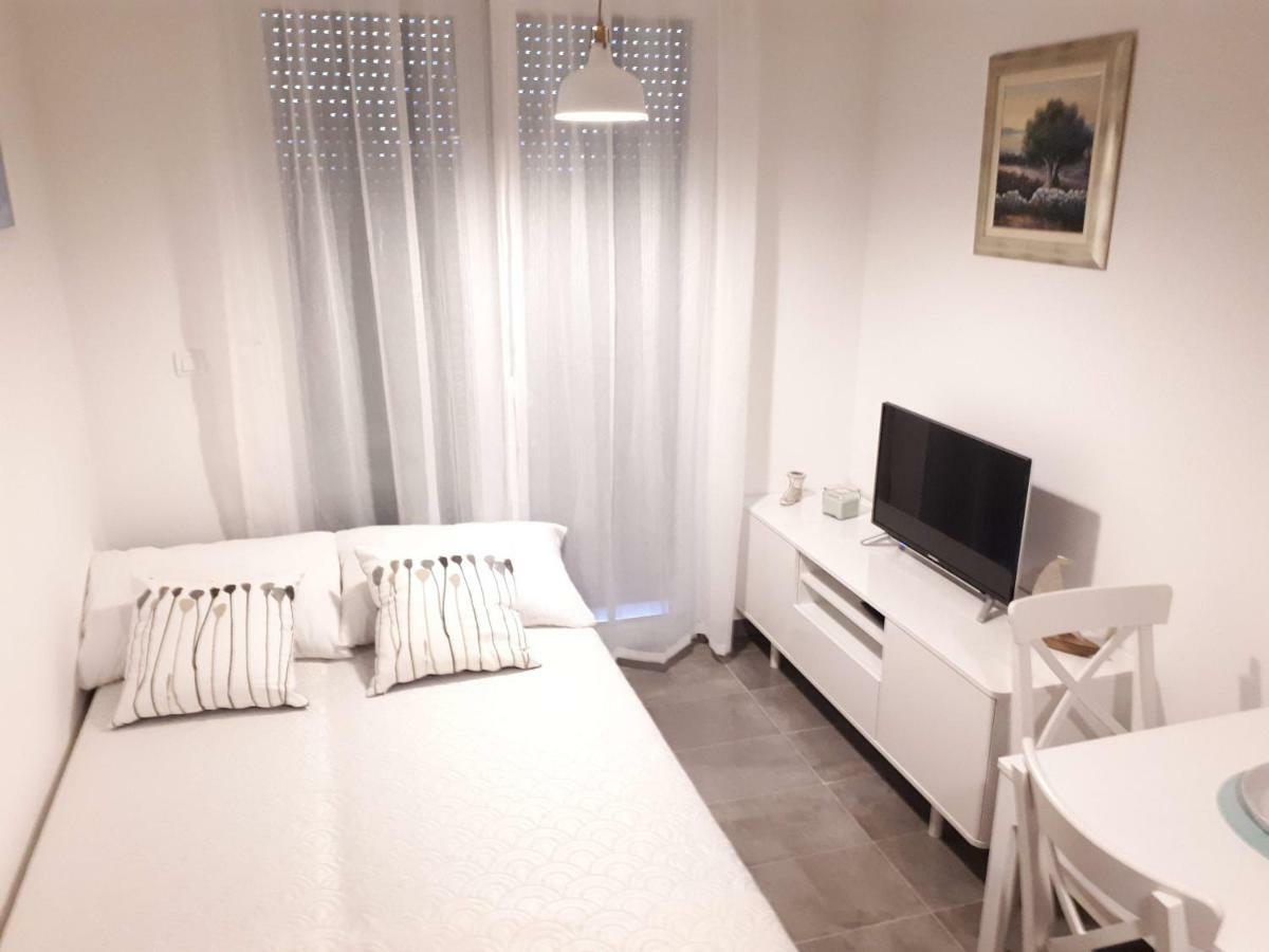 Apartment Eni With Garage Parking Сплит Екстериор снимка