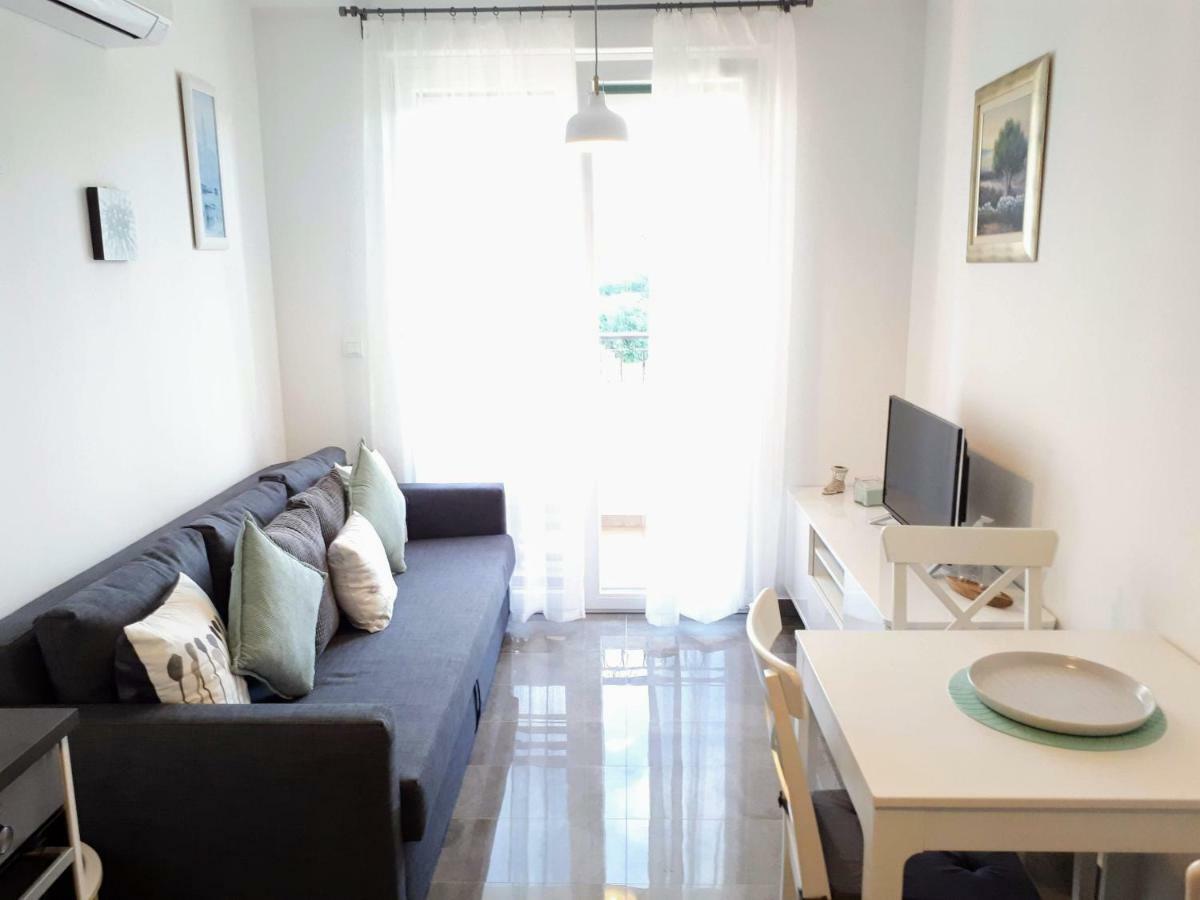 Apartment Eni With Garage Parking Сплит Екстериор снимка